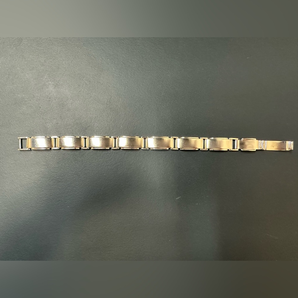 Preowned Tiffany and Co Metropolis silver bracelet 8”